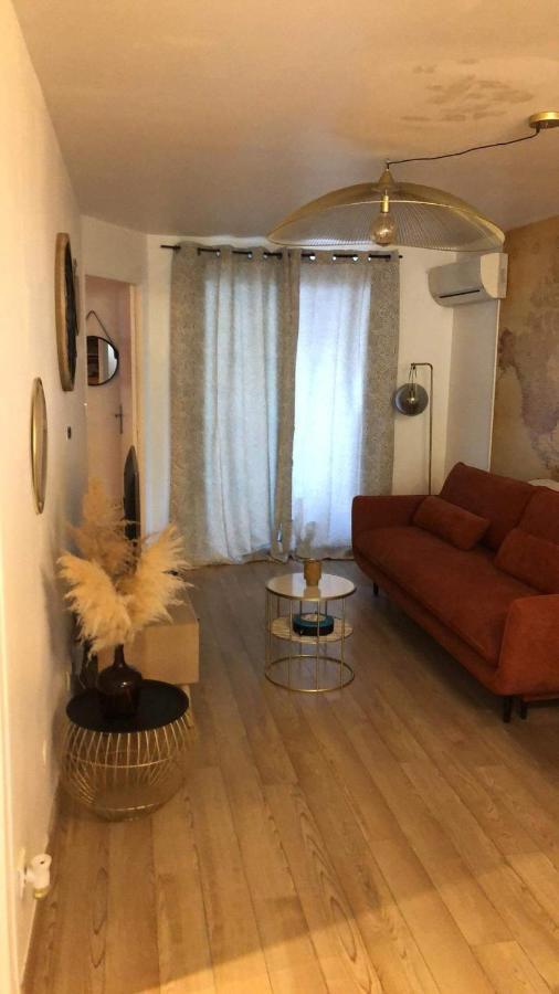 Cosy T2 Avec Terrasse A 5 Min De La Plage Sete Exterior photo